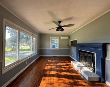 405 N Dickson Street - Photo Thumbnail 4