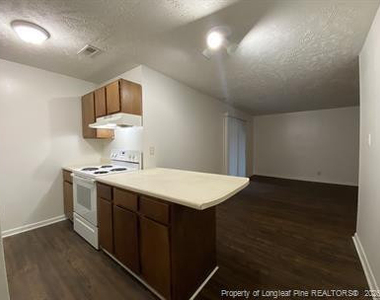 6400 Starbrook Drive - Photo Thumbnail 6