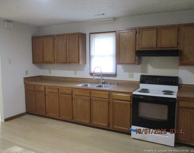 213 Dunn Road - Photo Thumbnail 9
