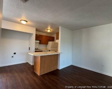 6403 Starbrook Drive - Photo Thumbnail 5