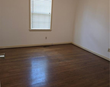 1503 Palmer Drive - Photo Thumbnail 7