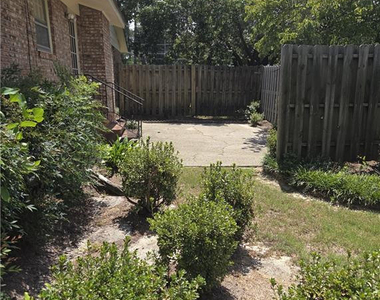1503 Palmer Drive - Photo Thumbnail 12