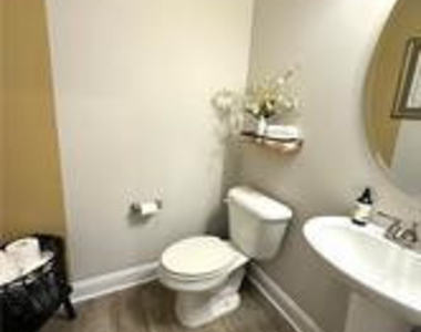 2150 Stonewash Drive - Photo Thumbnail 17