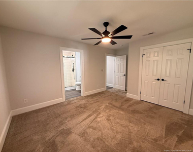 110 Kensington Circle - Photo Thumbnail 13
