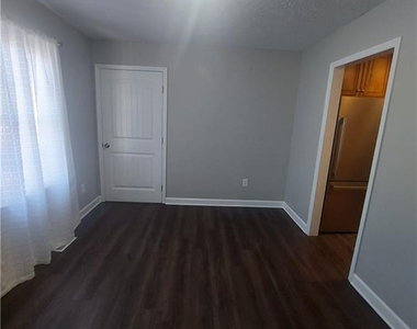 116 Ham Road - Photo Thumbnail 3