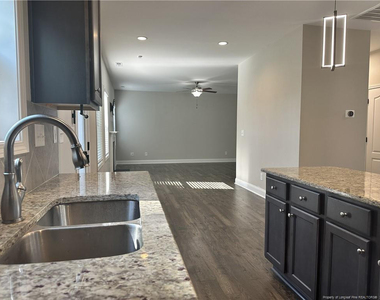 143 Cromwell Court - Photo Thumbnail 13