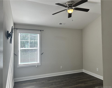 143 Cromwell Court - Photo Thumbnail 23