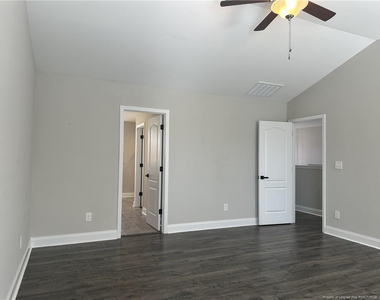 143 Cromwell Court - Photo Thumbnail 18