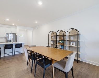 722 Andrade Drive - Photo Thumbnail 7