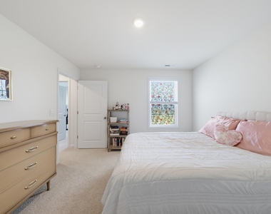722 Andrade Drive - Photo Thumbnail 24