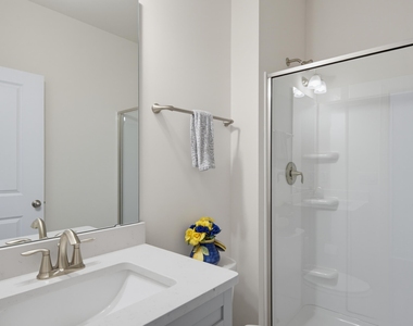 722 Andrade Drive - Photo Thumbnail 13