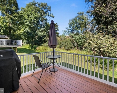1537 Crest Park Court - Photo Thumbnail 27
