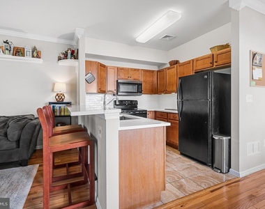 1537 Crest Park Court - Photo Thumbnail 10