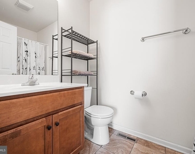 1537 Crest Park Court - Photo Thumbnail 18