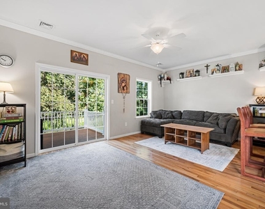 1537 Crest Park Court - Photo Thumbnail 6