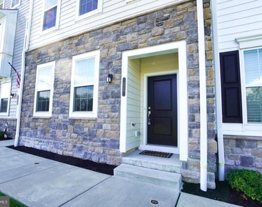 35 Jessop Lane - Photo Thumbnail 1