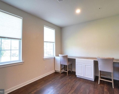 35 Jessop Lane - Photo Thumbnail 3