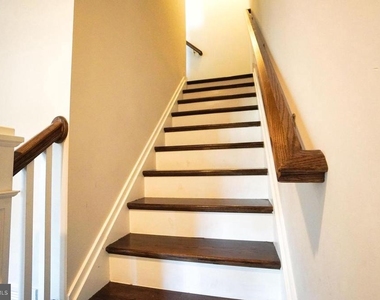 35 Jessop Lane - Photo Thumbnail 6