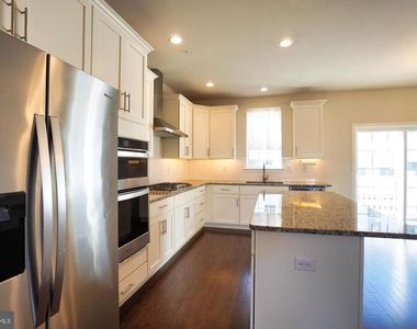 35 Jessop Lane - Photo Thumbnail 8