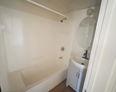 261 N York Street - Photo Thumbnail 11