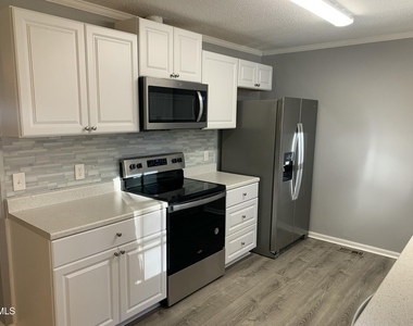 1617 Wake Drive - Photo Thumbnail 5