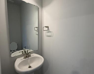 1373 Hasse Avenue - Photo Thumbnail 15