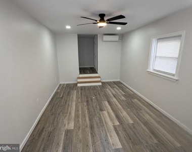 367 E Butler Avenue - Photo Thumbnail 3