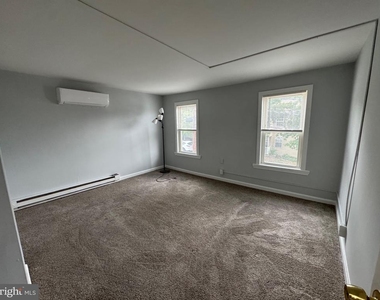 319 Grant Street - Photo Thumbnail 9