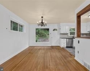 156 Gypsy Lane - Photo Thumbnail 31