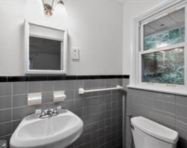 156 Gypsy Lane - Photo Thumbnail 25