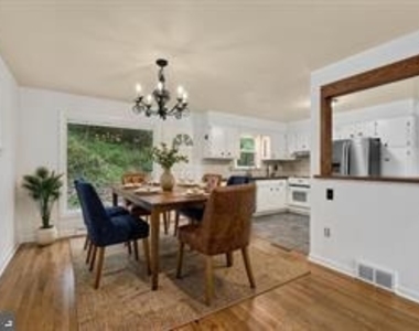 156 Gypsy Lane - Photo Thumbnail 4