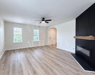 103 Doves Haven Drive - Photo Thumbnail 5