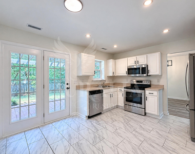 103 Doves Haven Drive - Photo Thumbnail 14