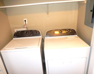 4301 Bona Court - Photo Thumbnail 17