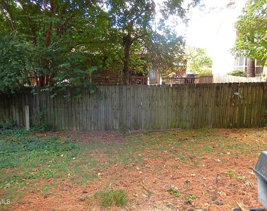 4301 Bona Court - Photo Thumbnail 19
