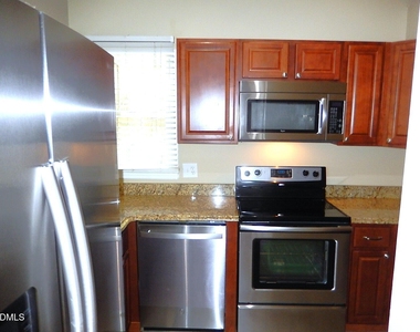 4301 Bona Court - Photo Thumbnail 5