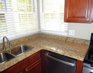 4301 Bona Court - Photo Thumbnail 8