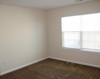4266 Dunkirk Drive - Photo Thumbnail 9
