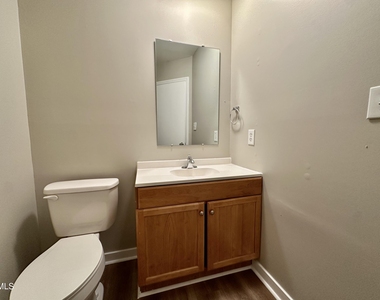 3622 Colchester Street - Photo Thumbnail 6