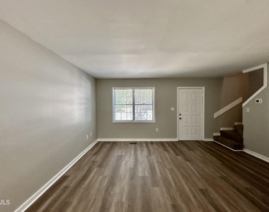 3622 Colchester Street - Photo Thumbnail 2