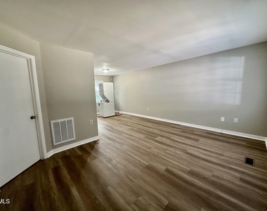 3622 Colchester Street - Photo Thumbnail 1