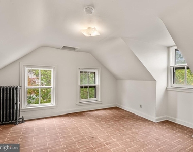 2635 W Chester Pike - Photo Thumbnail 20