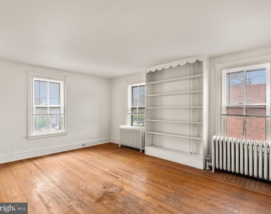 2635 W Chester Pike - Photo Thumbnail 2