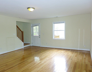 515 S Merritt Mill Road - Photo Thumbnail 2