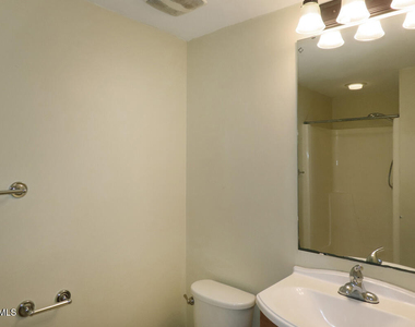 515 S Merritt Mill Road - Photo Thumbnail 11