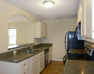 515 S Merritt Mill Road - Photo Thumbnail 5