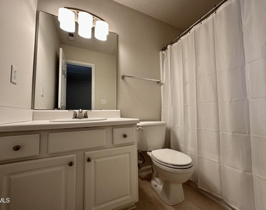 508 Canyon Lake Circle - Photo Thumbnail 16