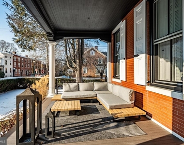 305 S Walnut Street - Photo Thumbnail 22