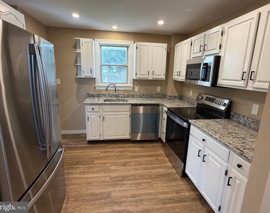 1204 N Bailey Road - Photo Thumbnail 1