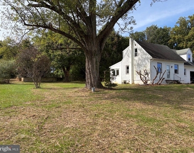 1204 N Bailey Road - Photo Thumbnail 19